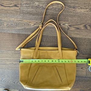 NWOT Antik Kraft large crossbody and handle bag. Lots of space and Mustard color